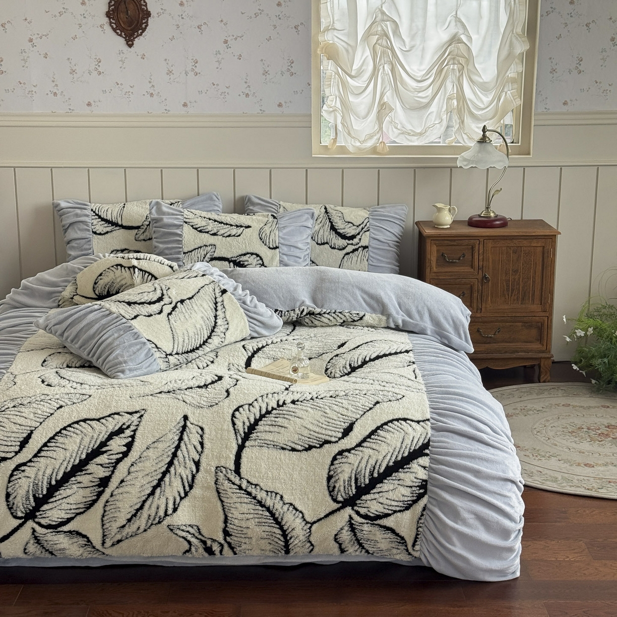 91家纺网 家纺一手货源 找家纺 新印象 2025新款法式阳离子绒保暖床盖四件套 樊林椰灰