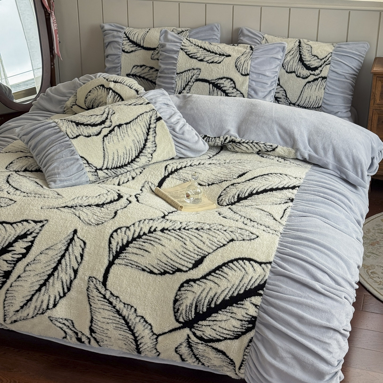 91家纺网 家纺一手货源 找家纺 新印象 2025新款法式阳离子绒保暖床盖四件套 樊林椰灰