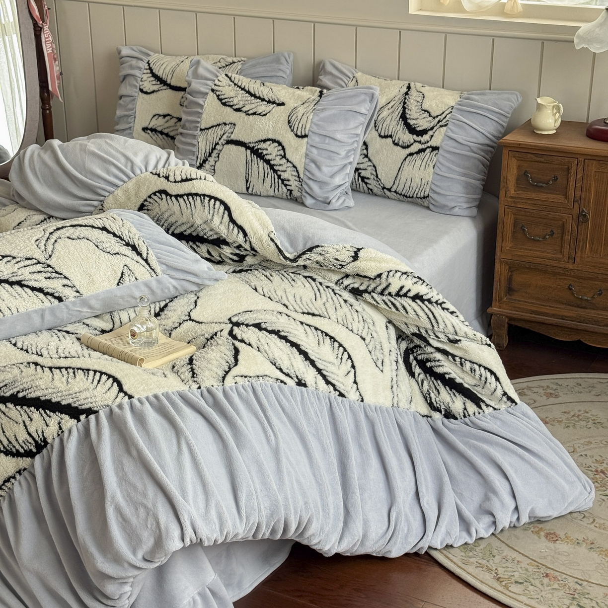 91家纺网 家纺一手货源 找家纺 新印象 2025新款法式阳离子绒保暖床盖四件套 樊林椰灰