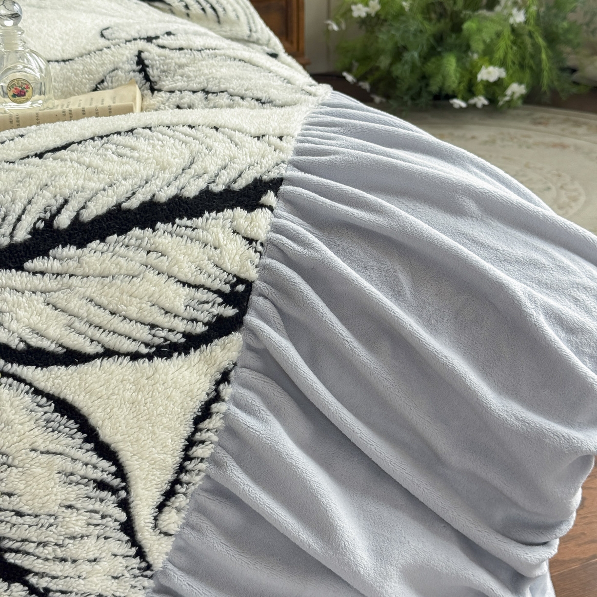 91家纺网 家纺一手货源 找家纺 新印象 2025新款法式阳离子绒保暖床盖四件套 樊林椰灰