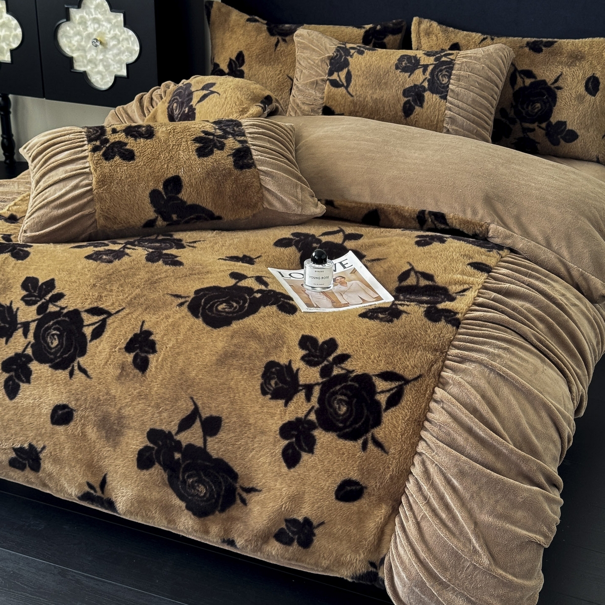 91家纺网 家纺一手货源 找家纺 新印象 2025新款复古法式兔毛绒保暖四件套 复古法式-黛茜