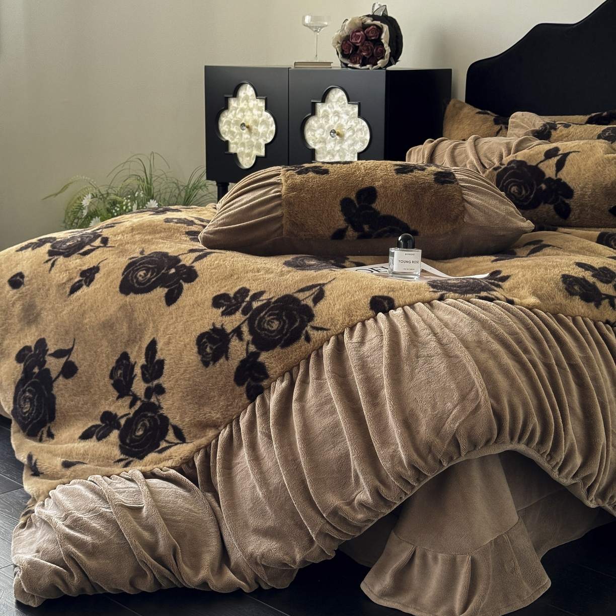 91家纺网 家纺一手货源 找家纺 新印象 2025新款复古法式兔毛绒保暖四件套 复古法式-黛茜