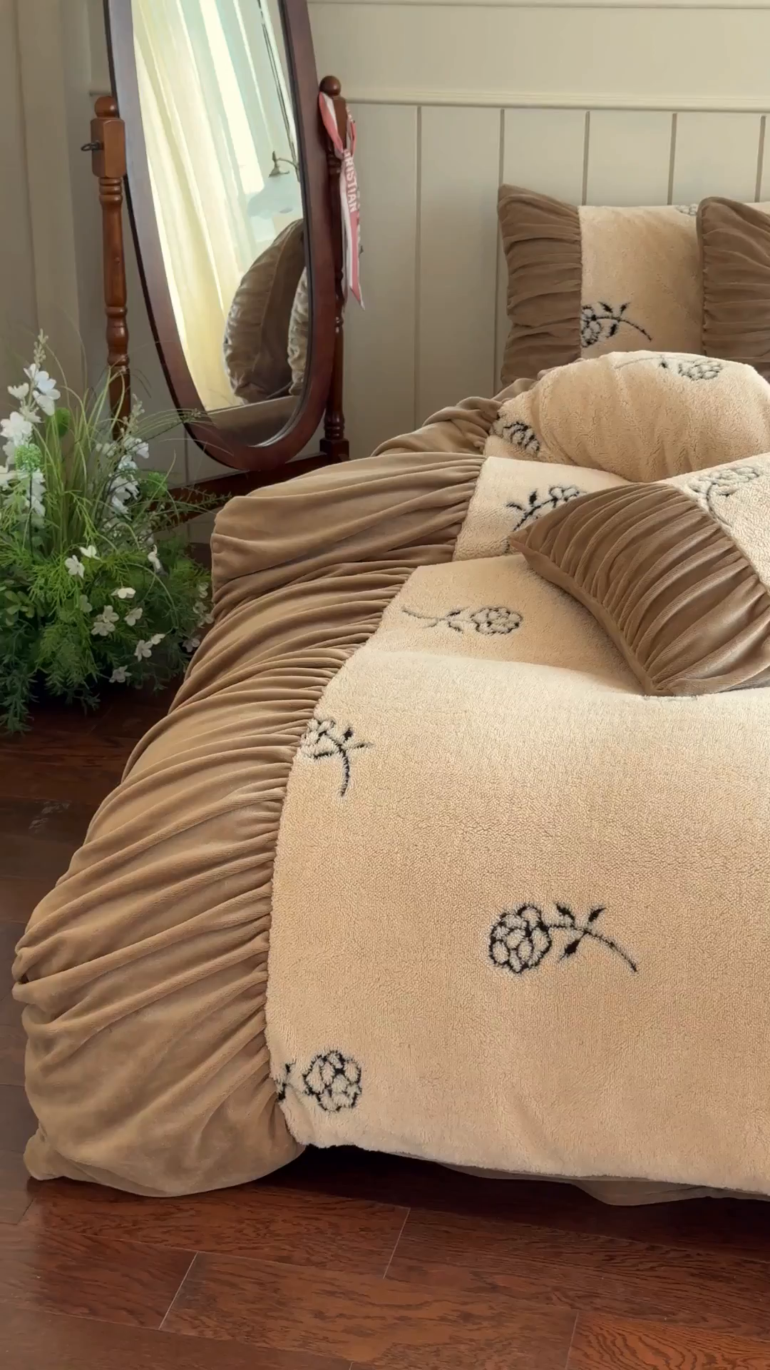 91家纺网 家纺一手货源 找家纺 新印象 2025新款法式阳离子绒保暖床盖四件套 赫本