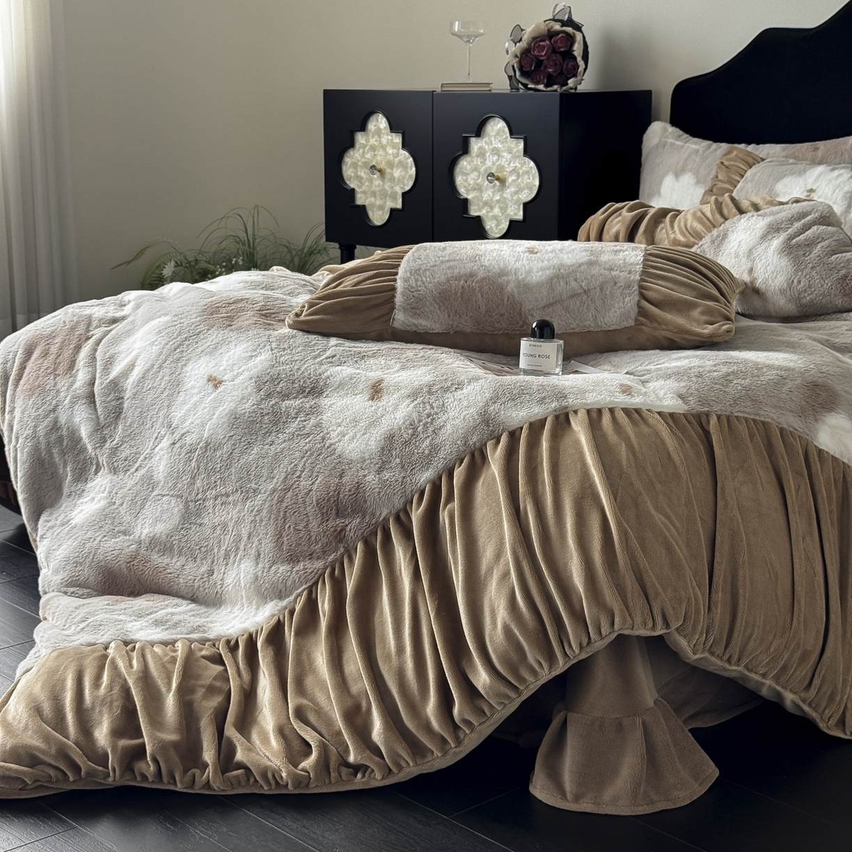 91家纺网 家纺一手货源 找家纺 新印象 2025新款复古法式兔毛绒保暖四件套 复古法式-芙微