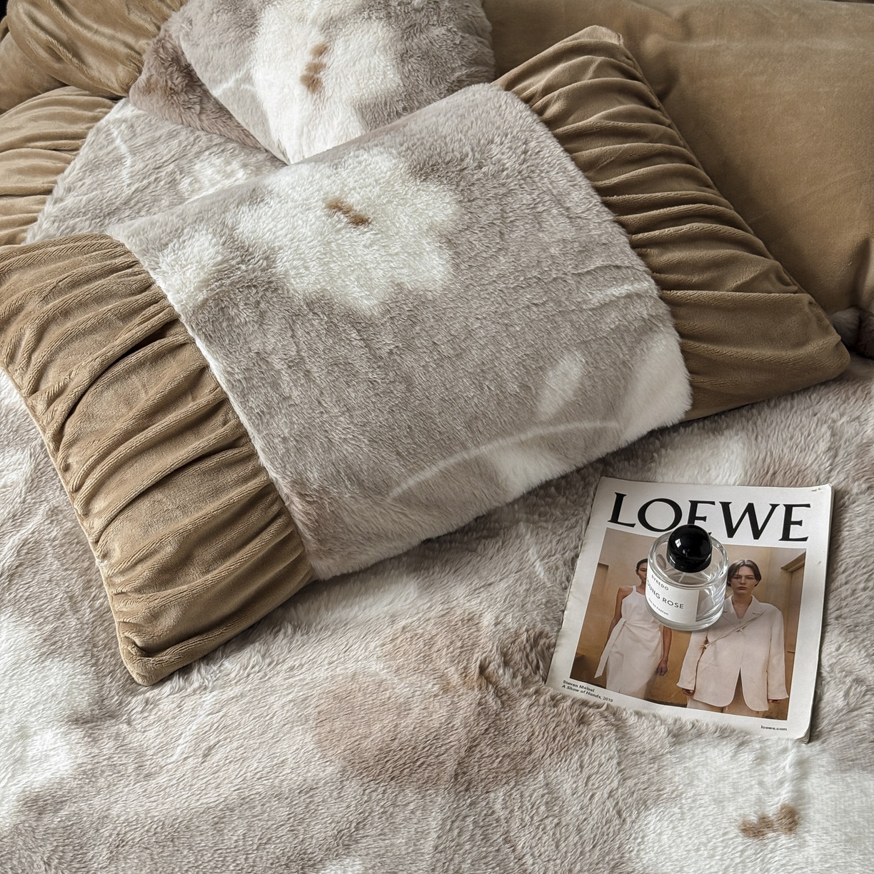 91家纺网 家纺一手货源 找家纺 新印象 2025新款复古法式兔毛绒保暖四件套 复古法式-芙微