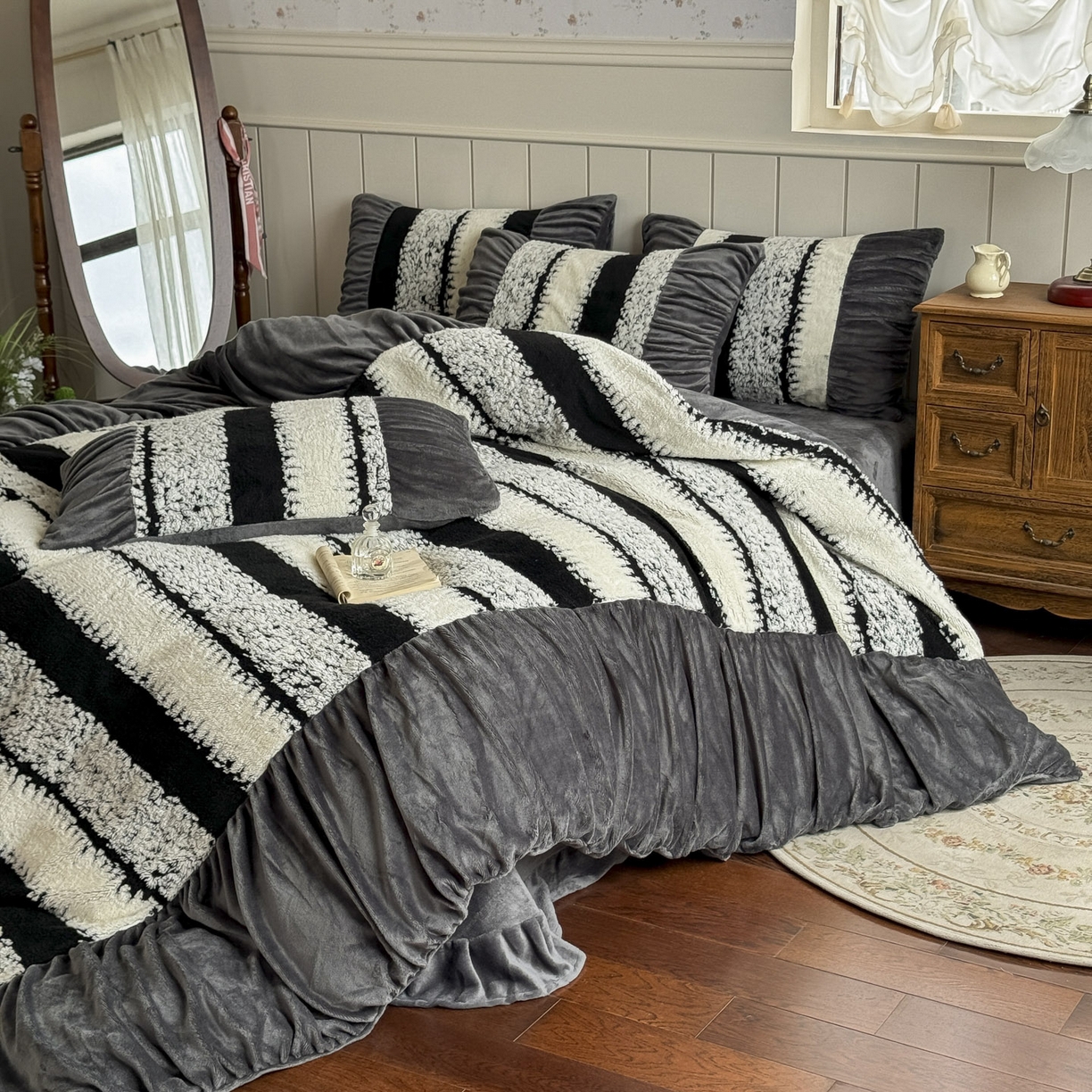 91家纺网 家纺一手货源 找家纺 新印象 2025新款法式阳离子绒保暖床盖四件套 里维斯