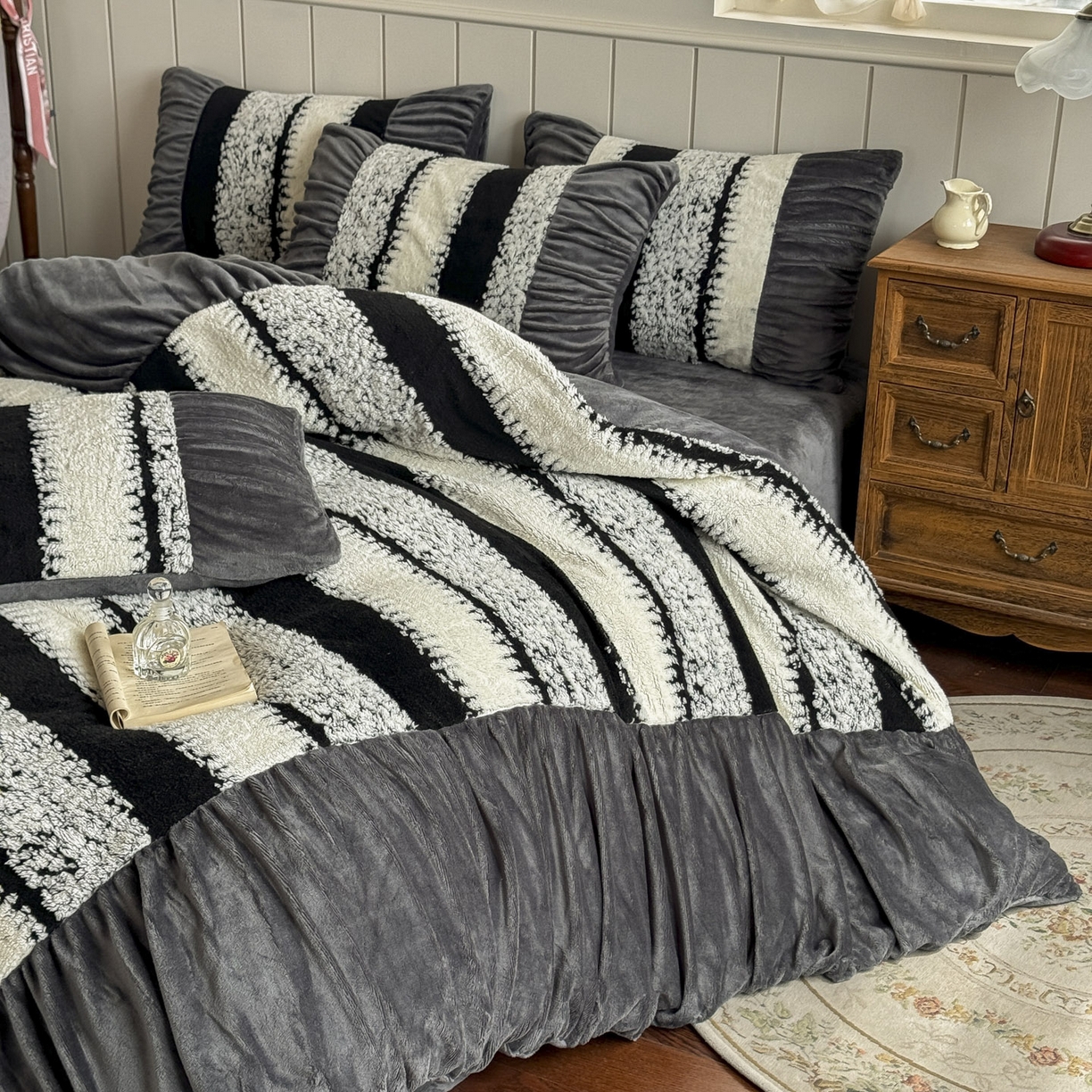 91家纺网 家纺一手货源 找家纺 新印象 2025新款法式阳离子绒保暖床盖四件套 里维斯