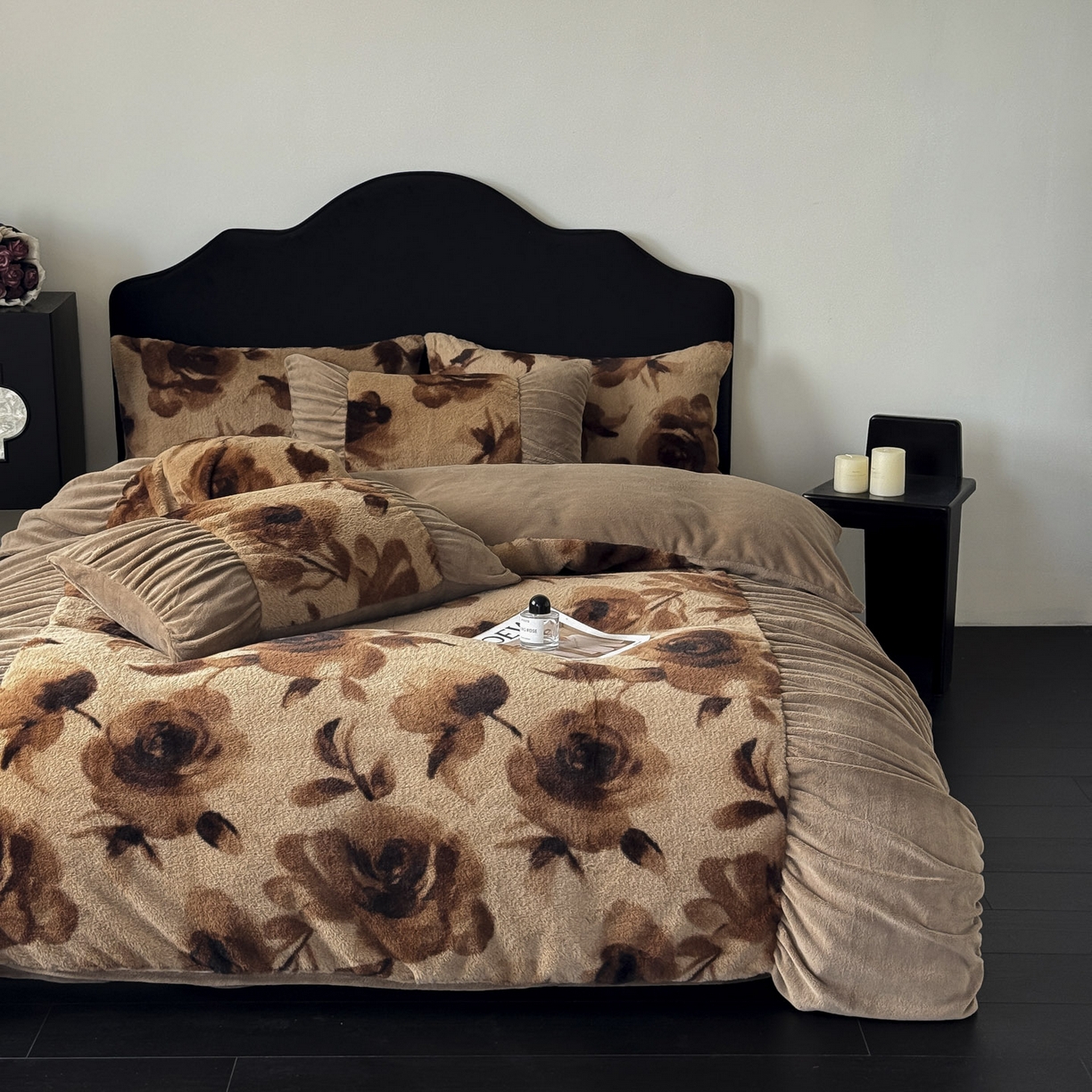 91家纺网 家纺一手货源 找家纺 新印象 2025新款复古法式兔毛绒保暖四件套 复古法式-花优