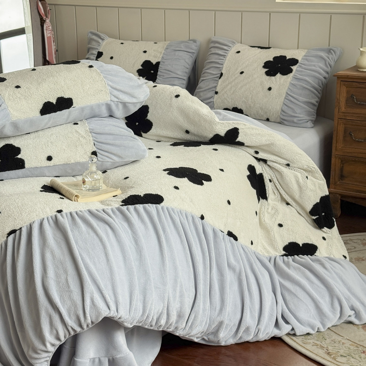 91家纺网 家纺一手货源 找家纺 新印象 2025新款法式阳离子绒保暖床盖四件套 慕朵