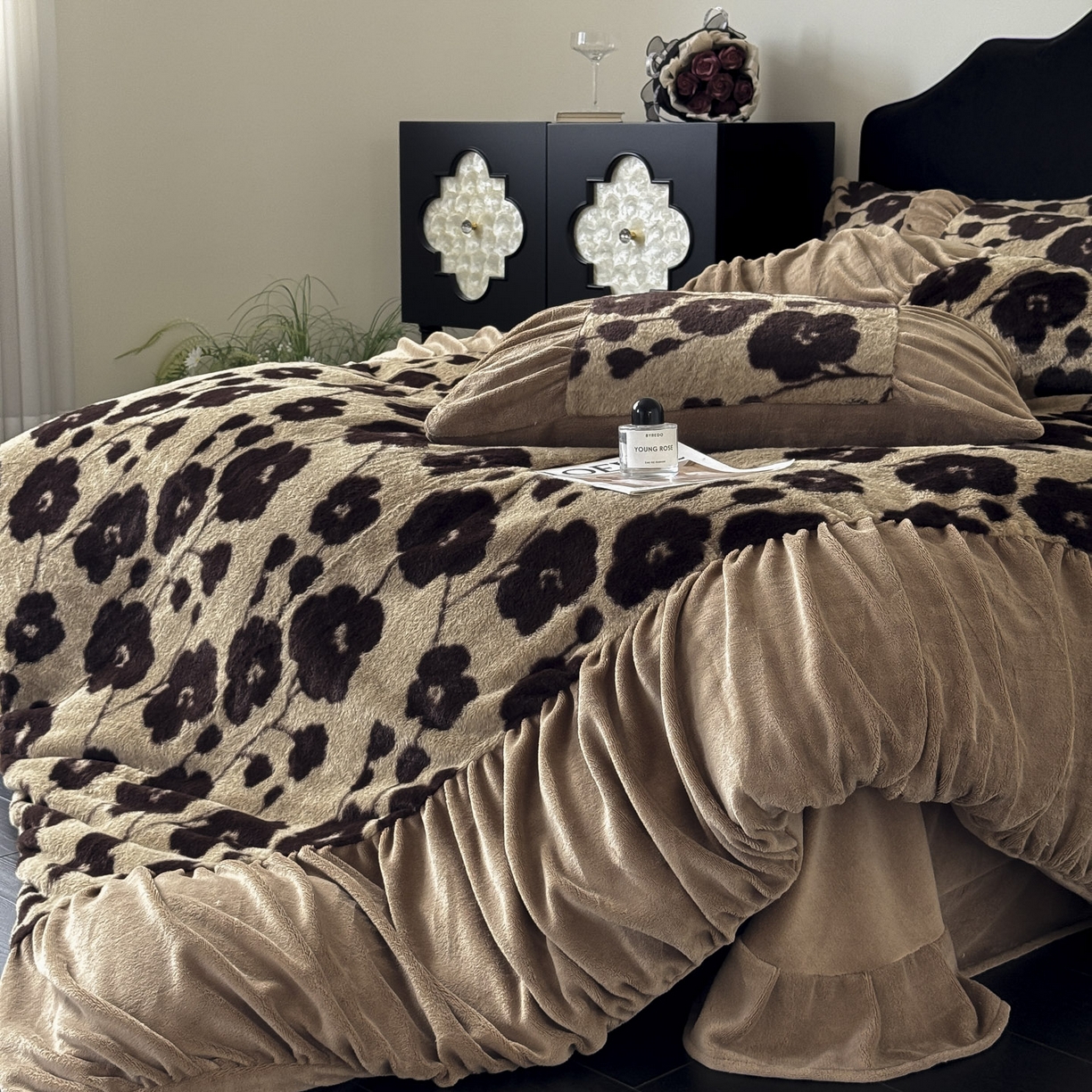 91家纺网 家纺一手货源 找家纺 新印象 2025新款复古法式兔毛绒保暖四件套 复古法式-曼苏