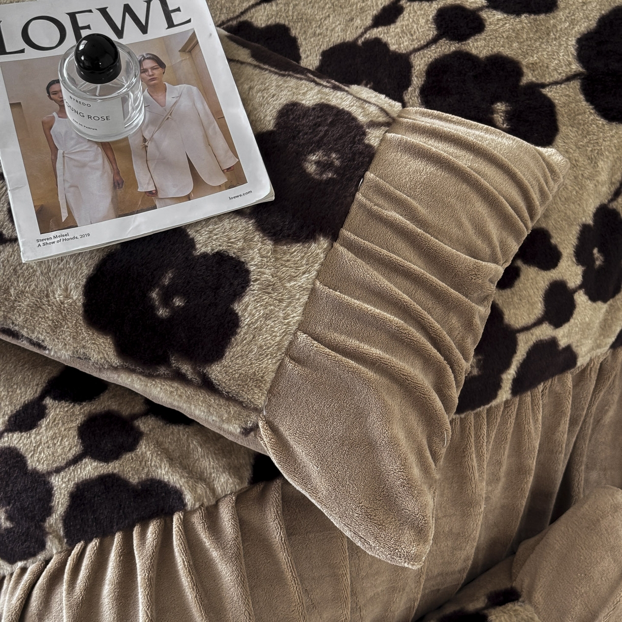 91家纺网 家纺一手货源 找家纺 新印象 2025新款复古法式兔毛绒保暖四件套 复古法式-曼苏