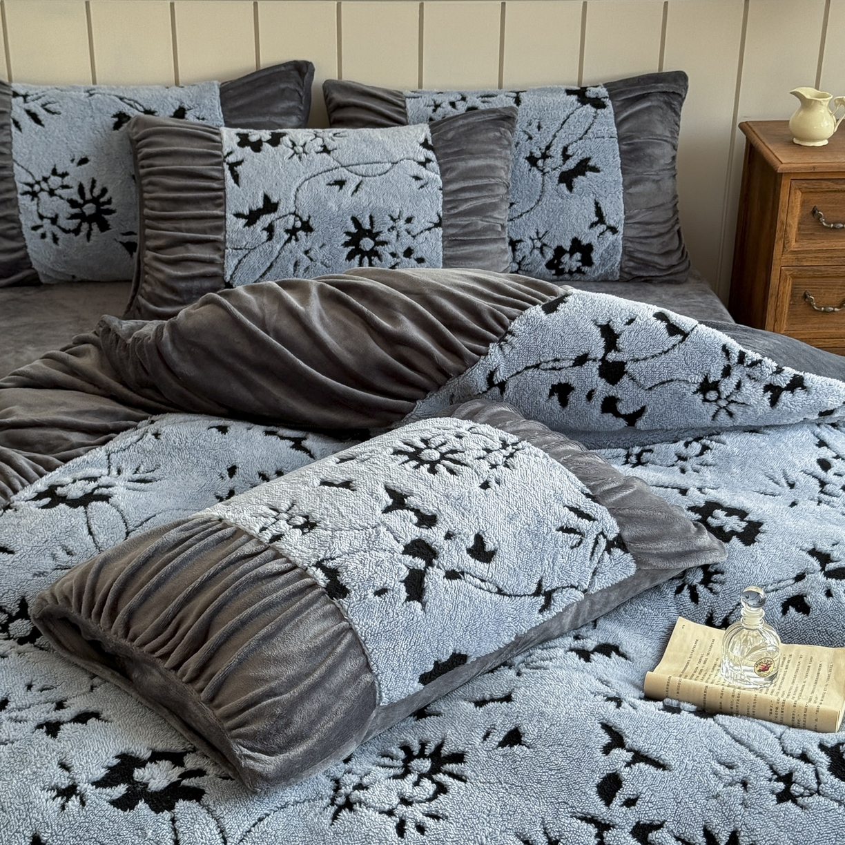 91家纺网 家纺一手货源 找家纺 新印象 2025新款法式阳离子绒保暖床盖四件套 缇娜