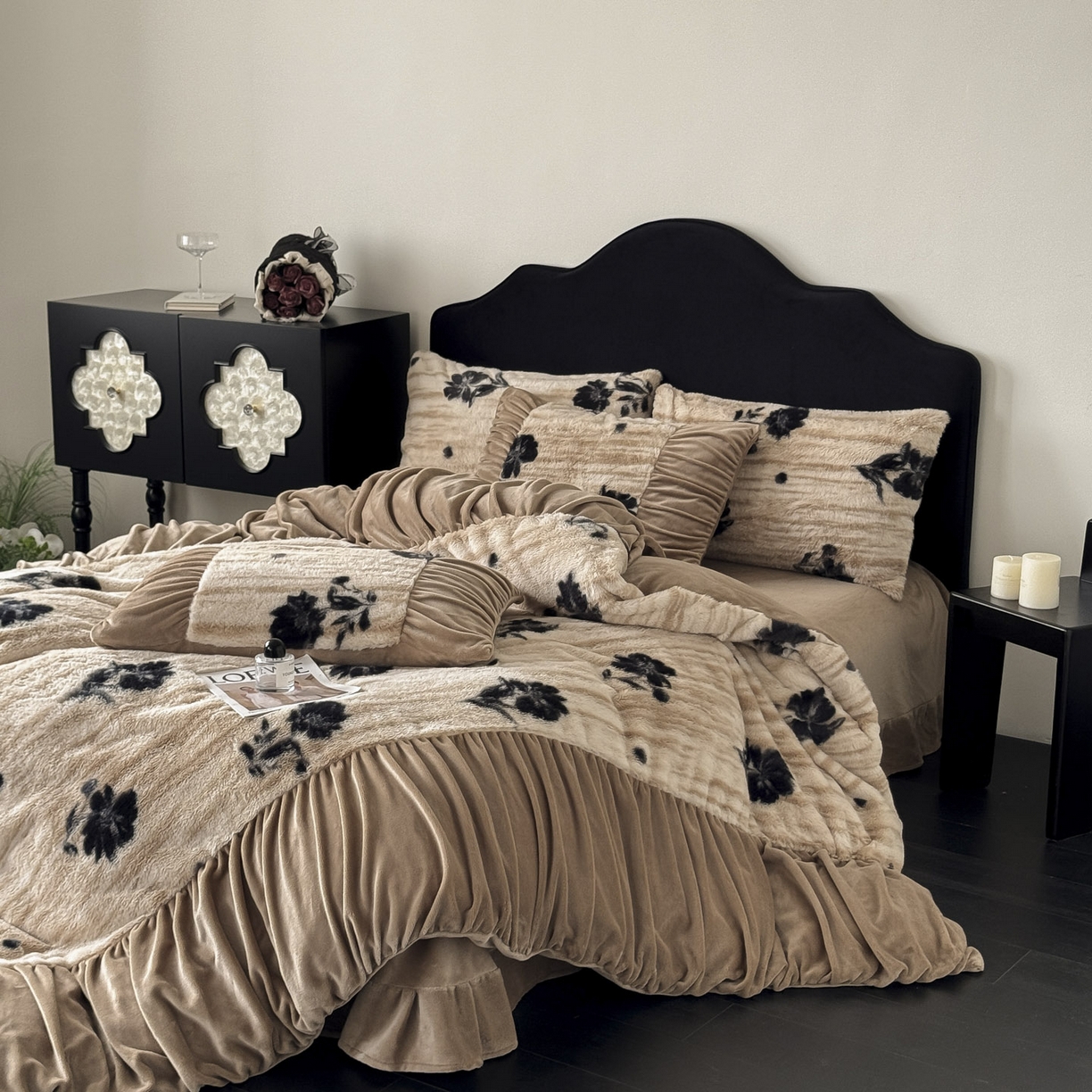 91家纺网 家纺一手货源 找家纺 新印象 2025新款复古法式兔毛绒保暖四件套 复古法式-蔓朵