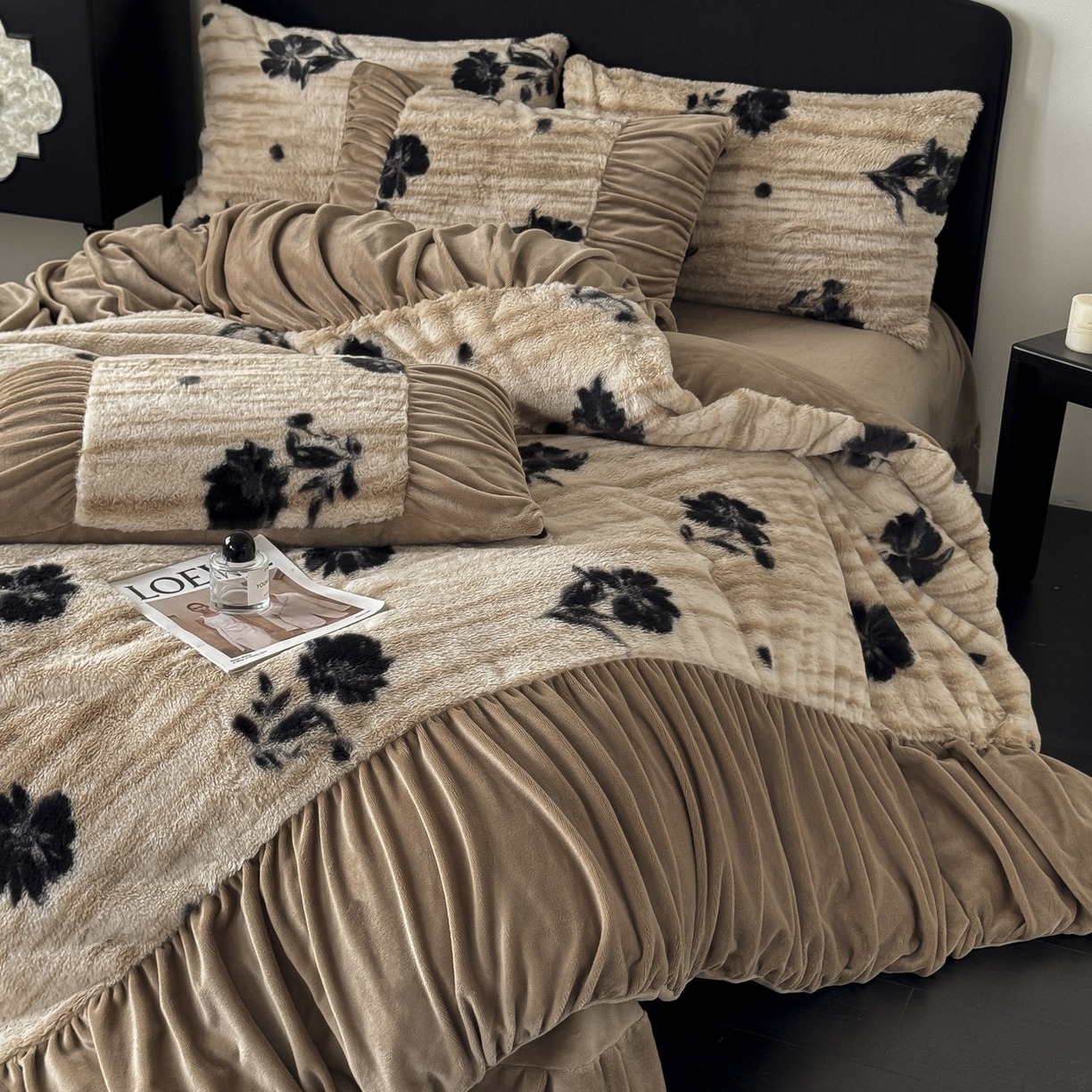 91家纺网 家纺一手货源 找家纺 新印象 2025新款复古法式兔毛绒保暖四件套 复古法式-蔓朵