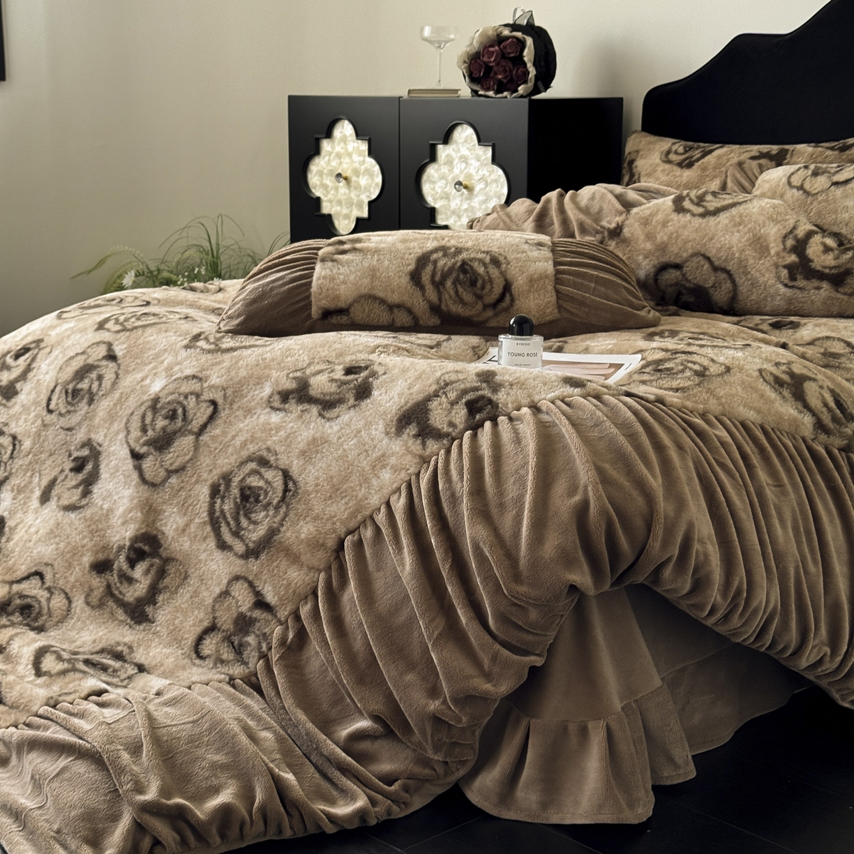 91家纺网 家纺一手货源 找家纺 新印象 2025新款复古法式兔毛绒保暖四件套 复古法式-梦露