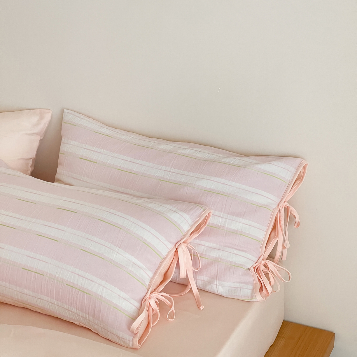 91家纺网 家纺一手货源 找家纺 （总）小春日和 2025新款纯棉提花条纹四件套全棉简约民宿高端床品四件套水洗提花人字纹床单1.8床笠加大床单