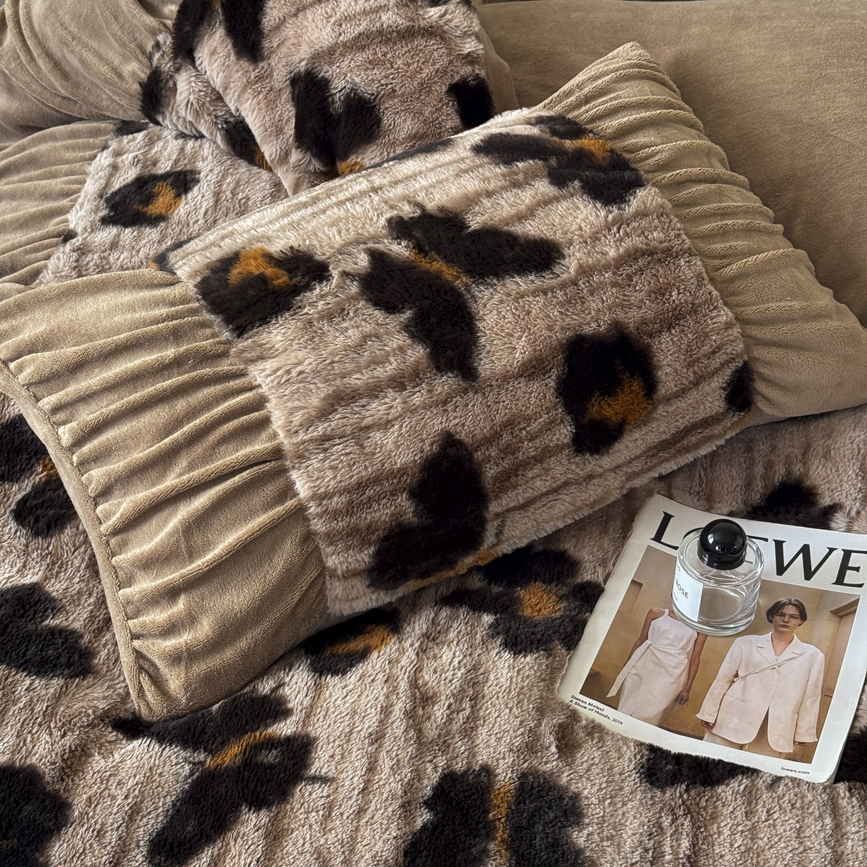 91家纺网 家纺一手货源 找家纺 新印象 2025新款复古法式兔毛绒保暖四件套 复古法式-蜜雅