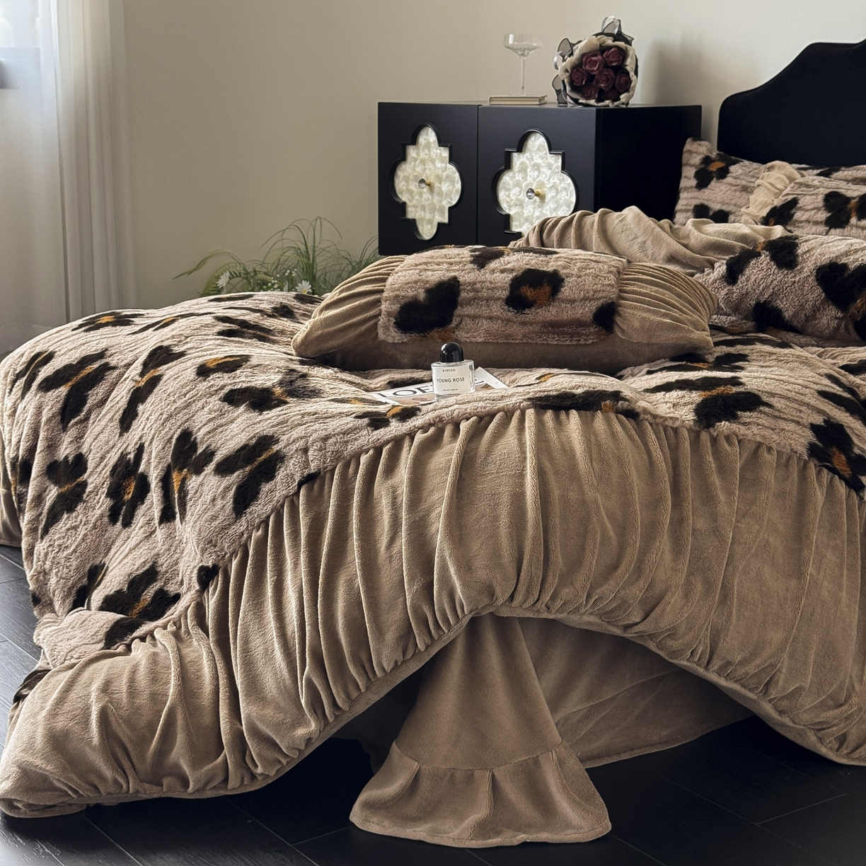 91家纺网 家纺一手货源 找家纺 新印象 2025新款复古法式兔毛绒保暖四件套 复古法式-蜜雅