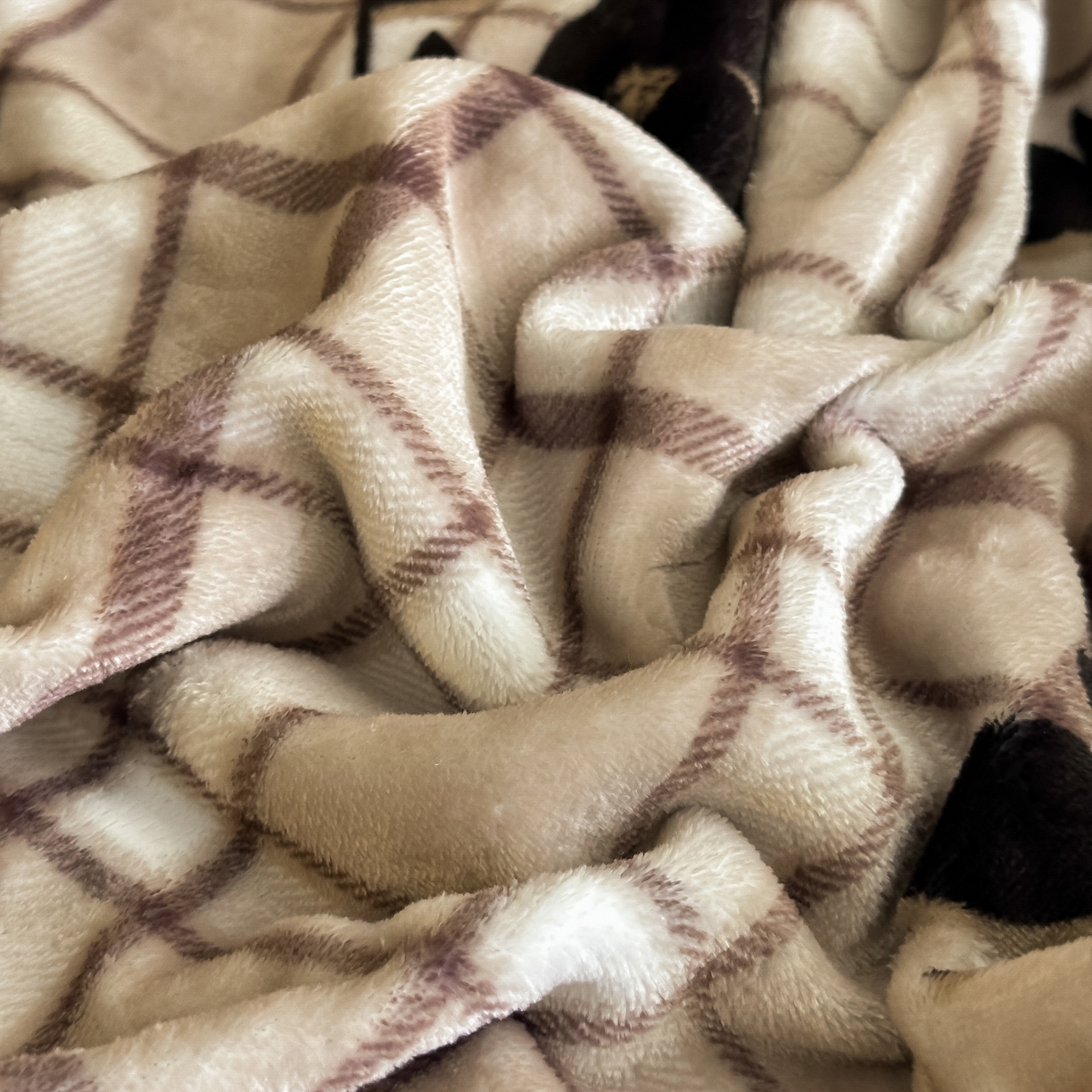 91家纺网 家纺一手货源 找家纺 （总）栩裕纺织 2025新款加厚牛奶绒床盖四件套