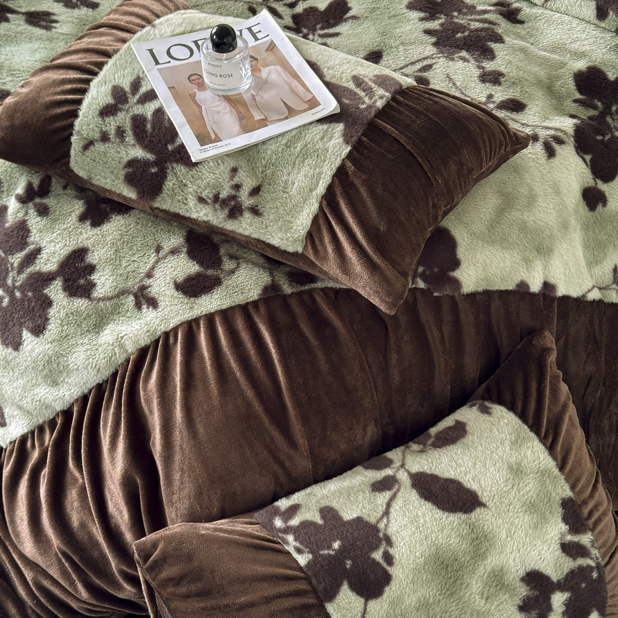 91家纺网 家纺一手货源 找家纺 新印象 2025新款复古法式兔毛绒保暖四件套 复古法式-莫兰朵