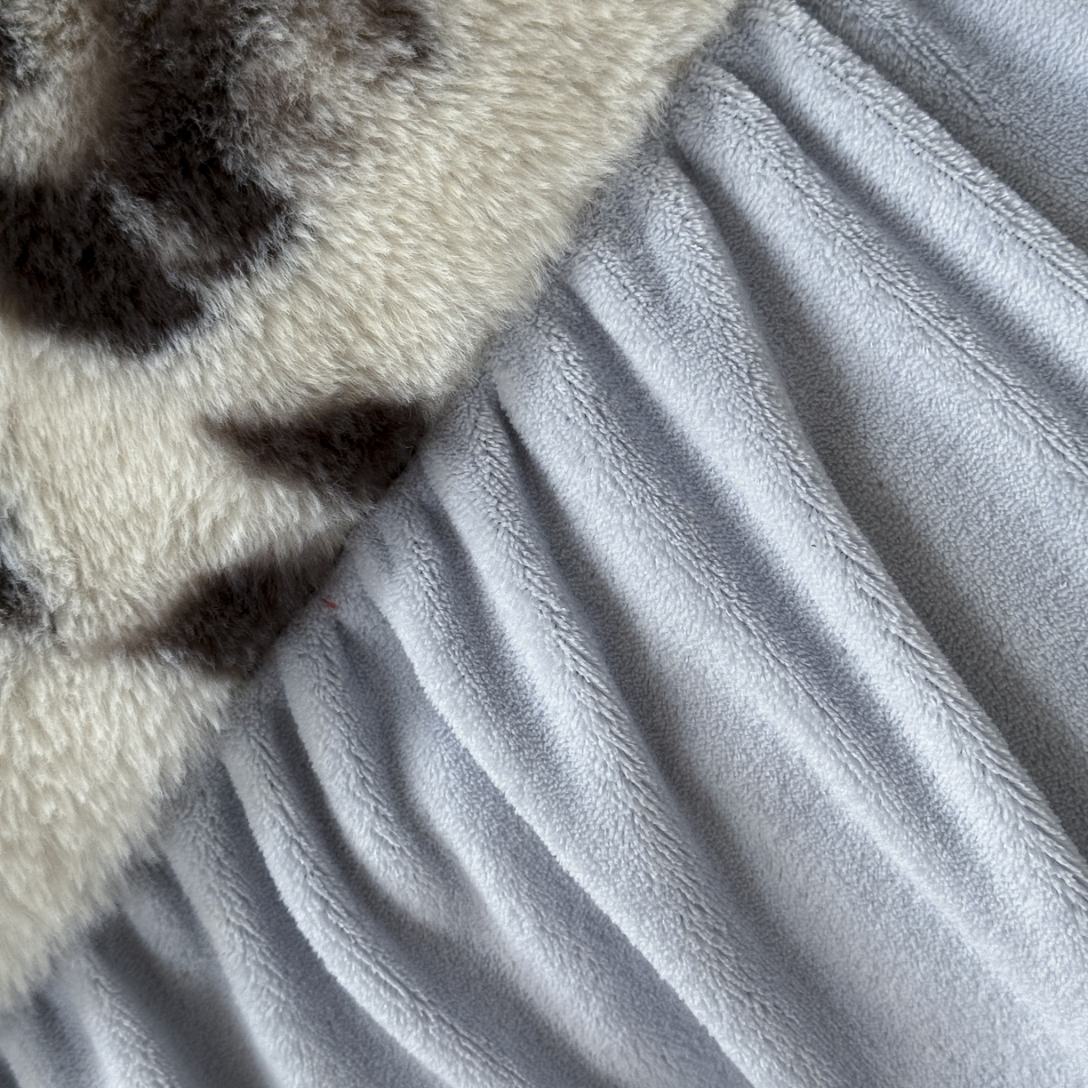 91家纺网 家纺一手货源 找家纺 新印象 2025新款复古法式兔毛绒保暖四件套 复古法式-奢香之都