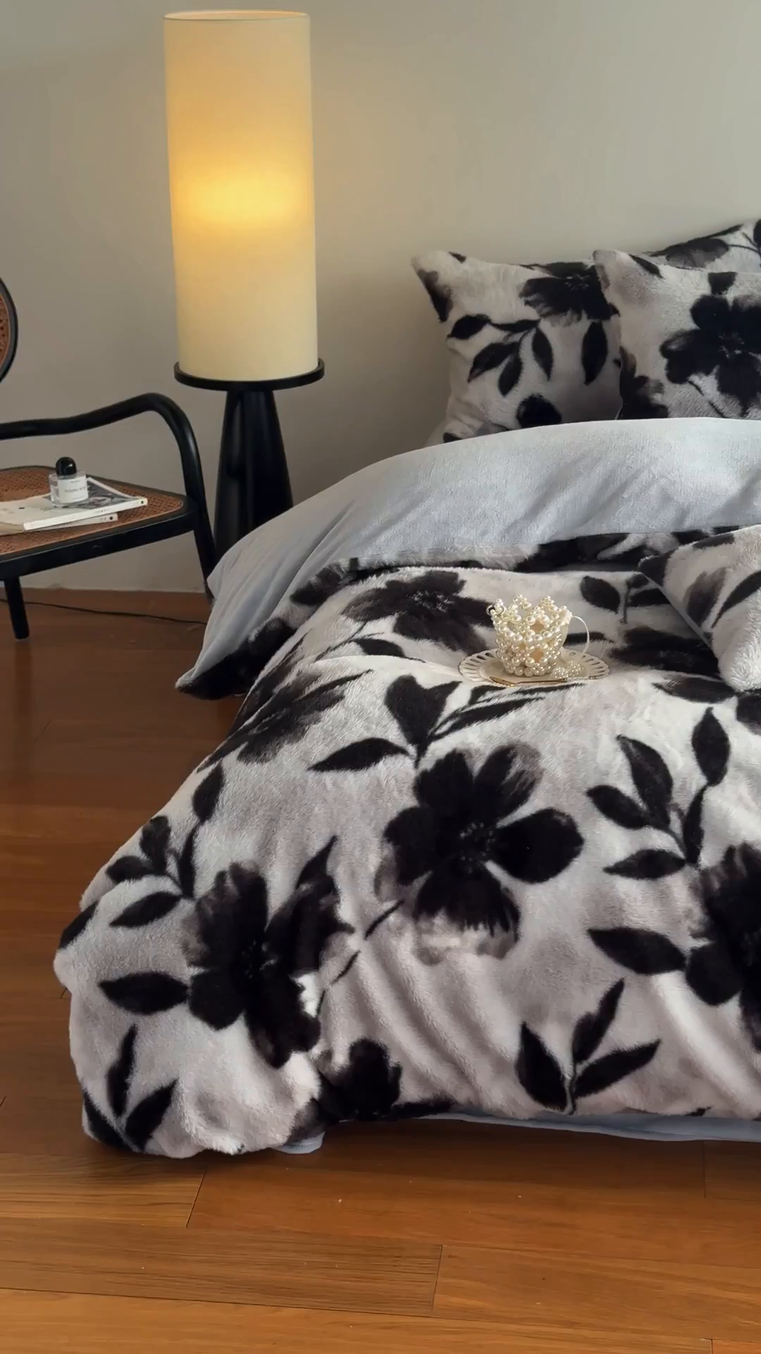 91家纺网 家纺一手货源 找家纺 新印象 2025新款美拉德系列兔毛绒保暖四件套 奥丽加朵