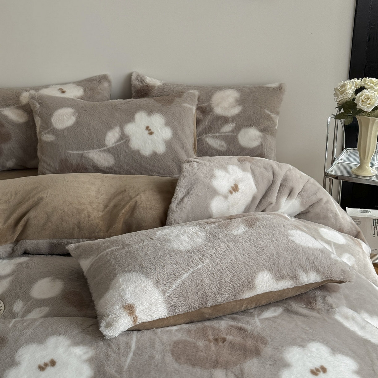 91家纺网 家纺一手货源 找家纺 新印象 2025新款美拉德系列兔毛绒保暖四件套 芙微