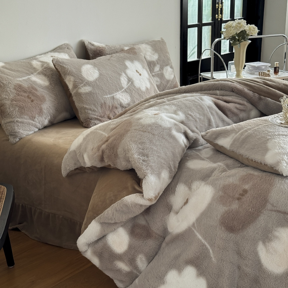 91家纺网 家纺一手货源 找家纺 新印象 2025新款美拉德系列兔毛绒保暖四件套 芙微