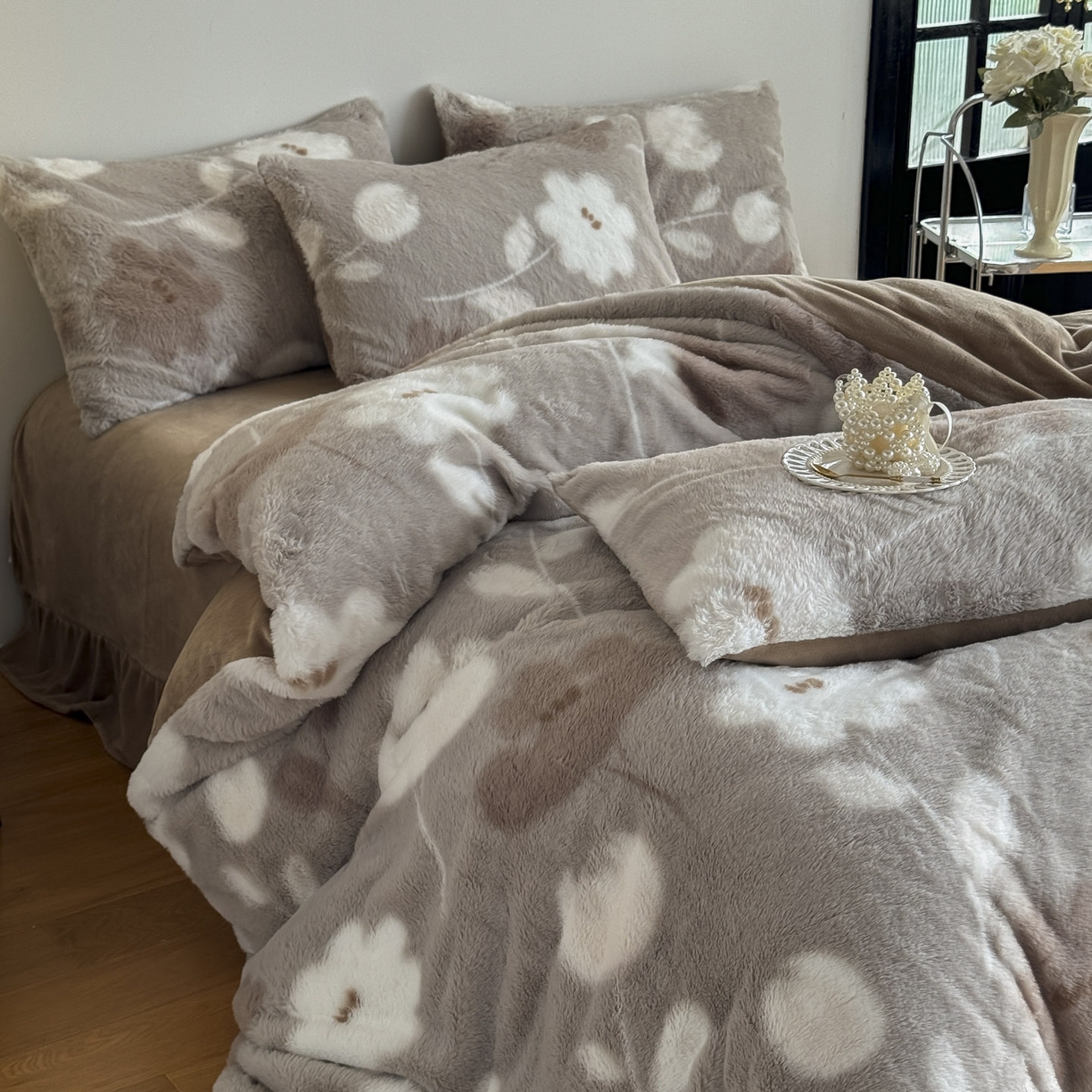 91家纺网 家纺一手货源 找家纺 新印象 2025新款美拉德系列兔毛绒保暖四件套 芙微