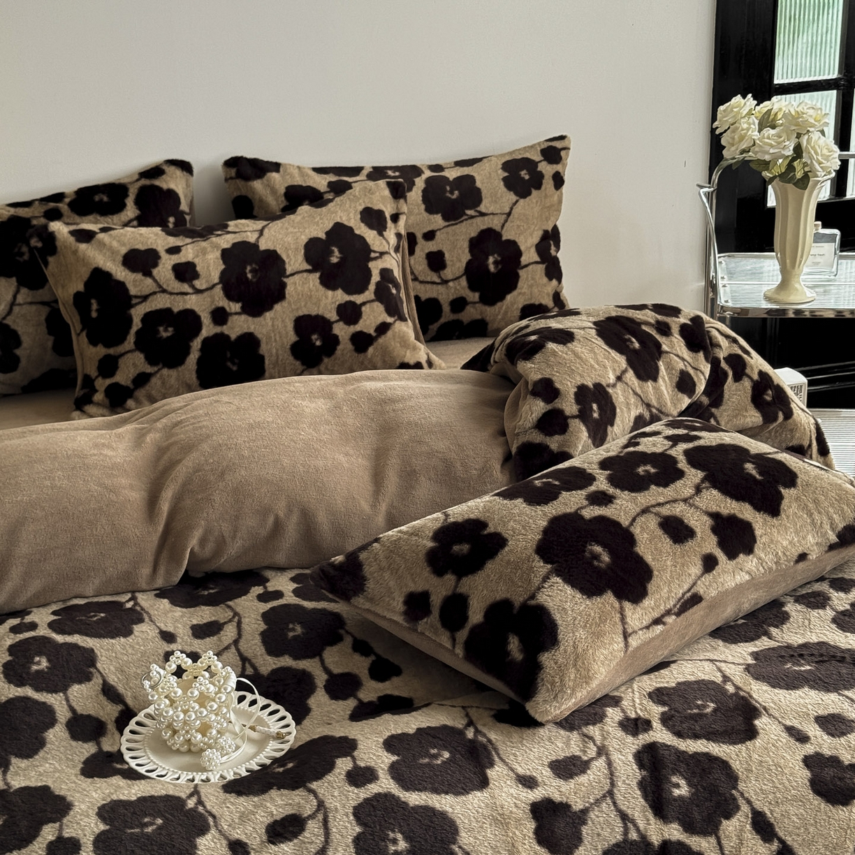 91家纺网 家纺一手货源 找家纺 新印象 2025新款美拉德系列兔毛绒保暖四件套 曼苏