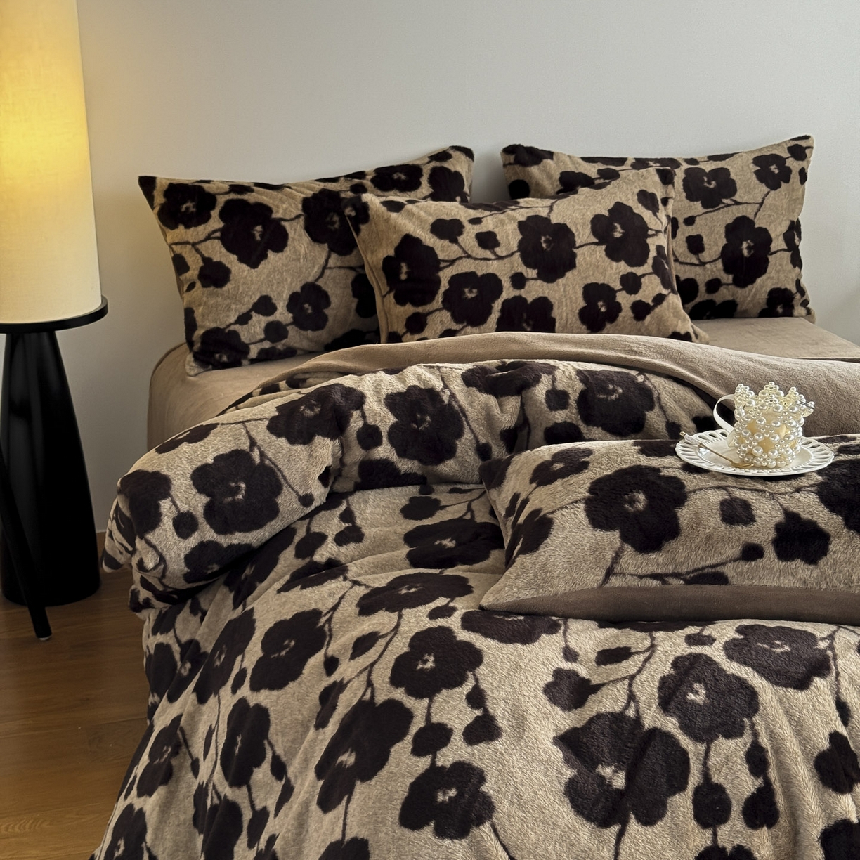 91家纺网 家纺一手货源 找家纺 新印象 2025新款美拉德系列兔毛绒保暖四件套 曼苏