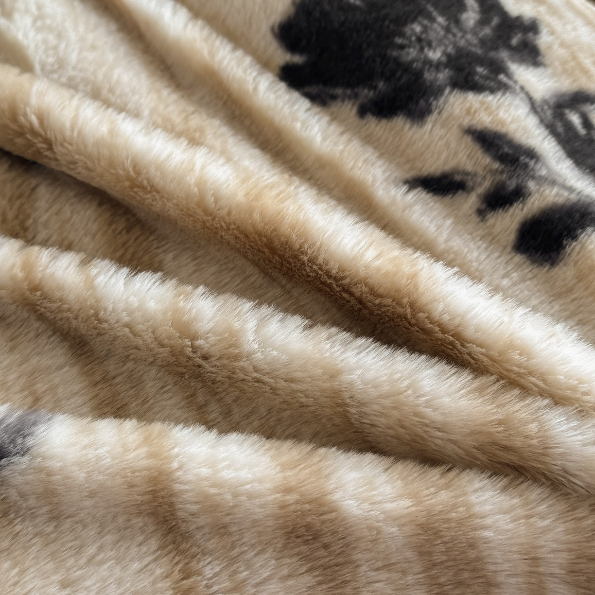 91家纺网 家纺一手货源 找家纺 新印象 2025新款美拉德系列兔毛绒保暖四件套 蔓朵