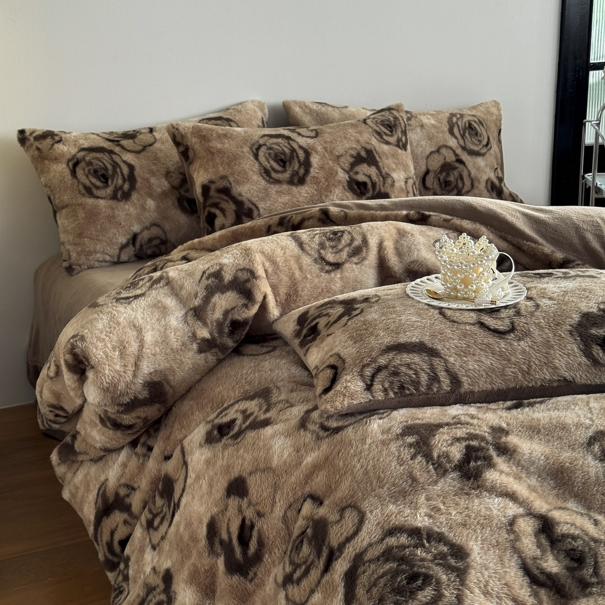 91家纺网 家纺一手货源 找家纺 新印象 2025新款美拉德系列兔毛绒保暖四件套 梦露