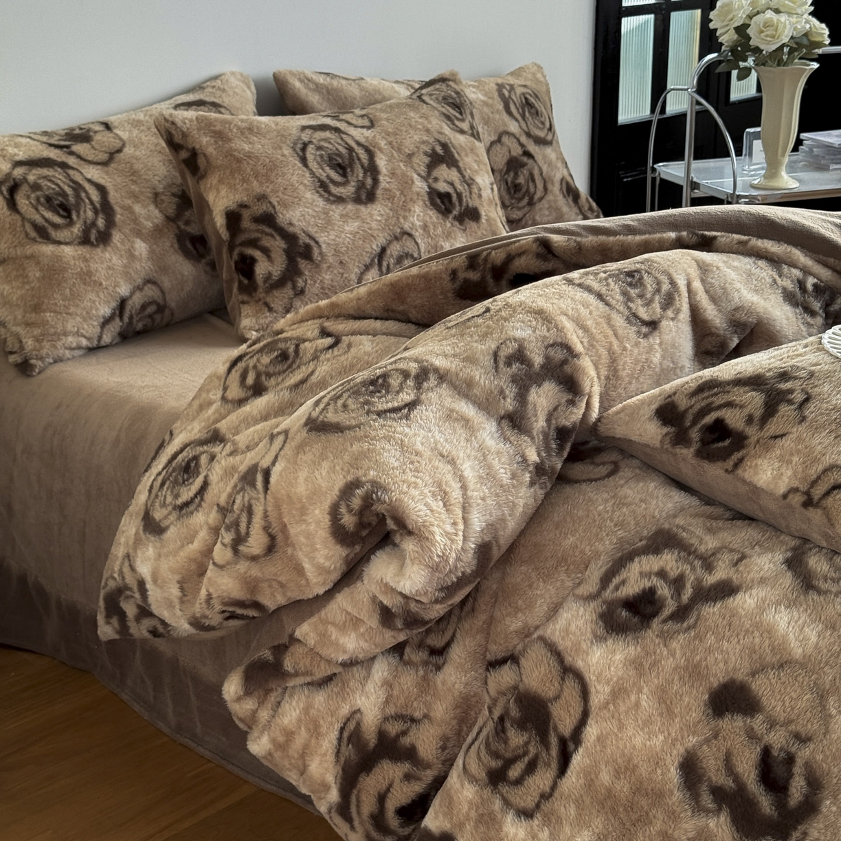 91家纺网 家纺一手货源 找家纺 新印象 2025新款美拉德系列兔毛绒保暖四件套 梦露