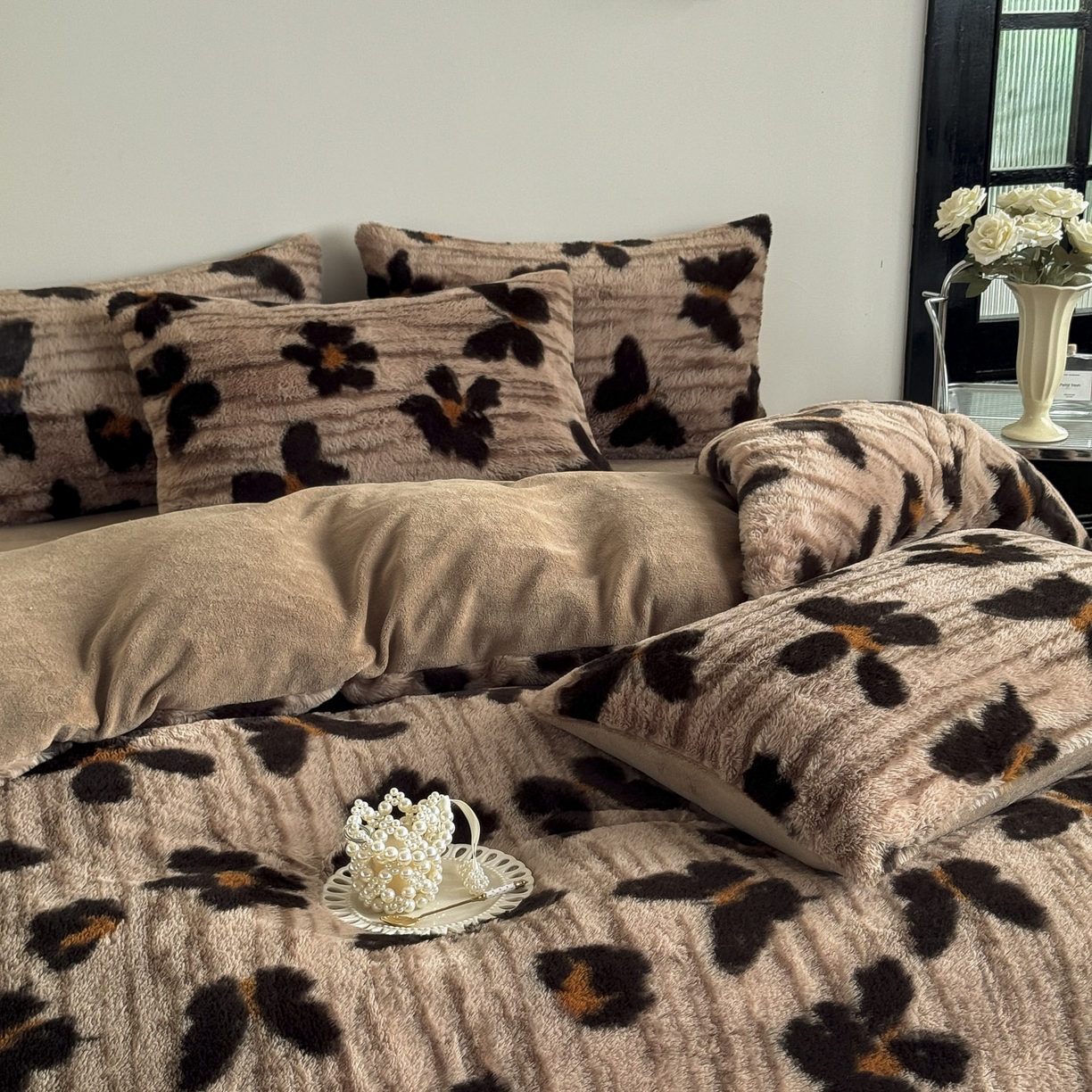 91家纺网 家纺一手货源 找家纺 新印象 2025新款美拉德系列兔毛绒保暖四件套 蜜雅