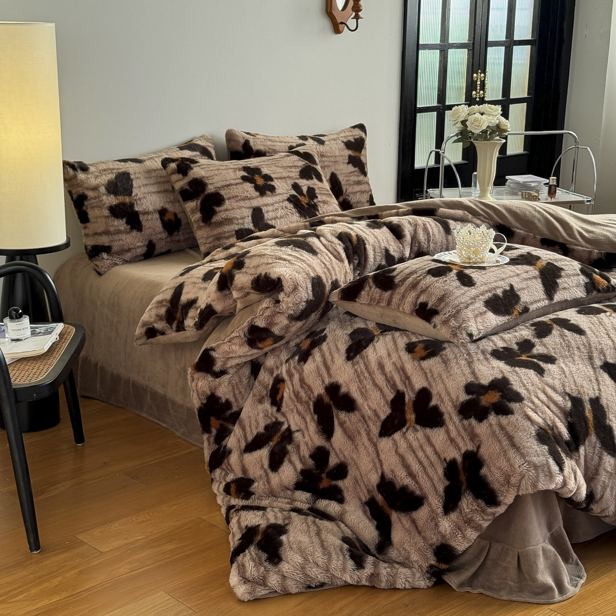 91家纺网 家纺一手货源 找家纺 新印象 2025新款美拉德系列兔毛绒保暖四件套 蜜雅