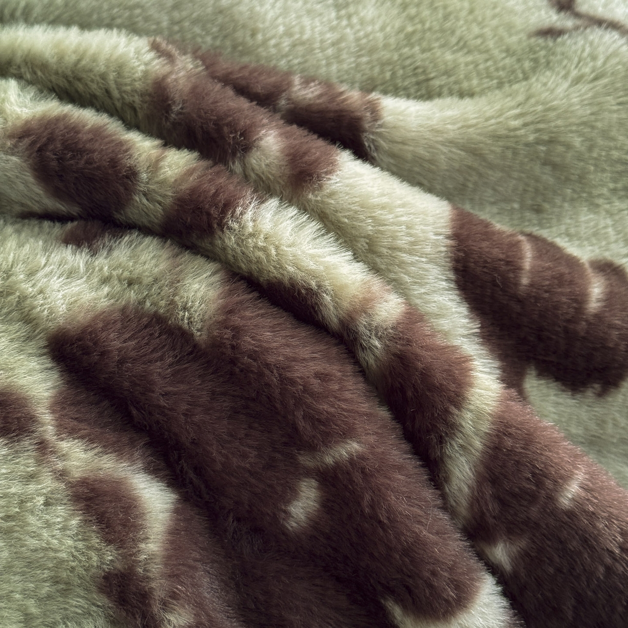 91家纺网 家纺一手货源 找家纺 新印象 2025新款美拉德系列兔毛绒保暖四件套 莫兰朵