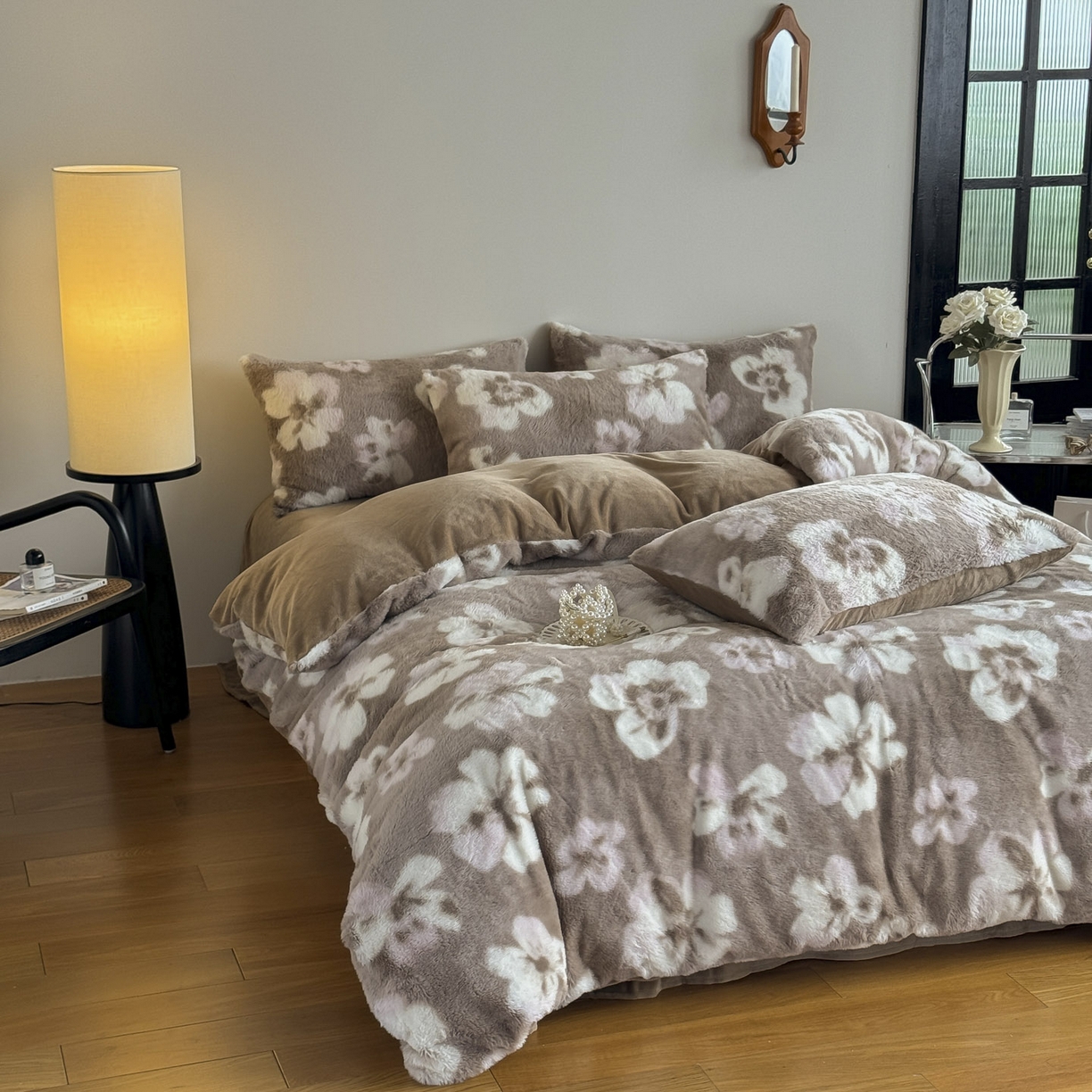 91家纺网 家纺一手货源 找家纺 新印象 2025新款美拉德系列兔毛绒保暖四件套 浅栀