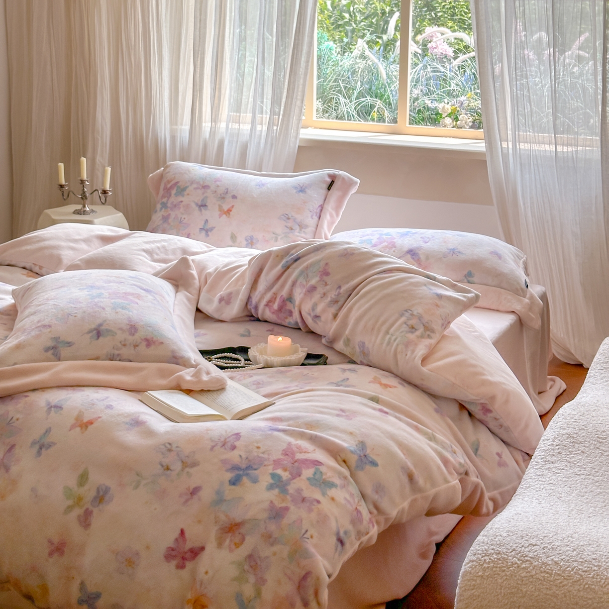 91家纺网 家纺一手货源 找家纺 （总）云栖家居 2025秋冬新款加厚立体消光牛奶绒四件套-迷蝶