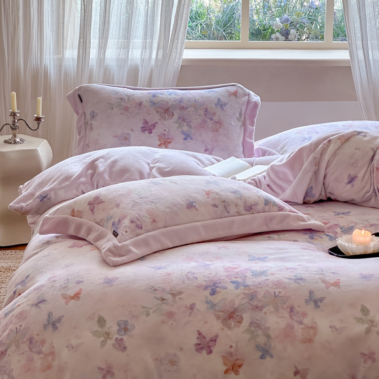 91家纺网 家纺一手货源 找家纺 云栖家居 2025秋冬新款加厚立体消光牛奶绒四件套-迷蝶 迷蝶-紫