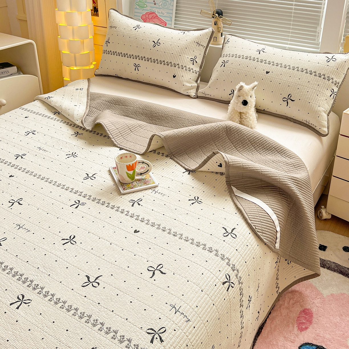 91家纺网 家纺一手货源 找家纺 暖芯优选 2025新款木棉印花床盖三件套 点点爱心