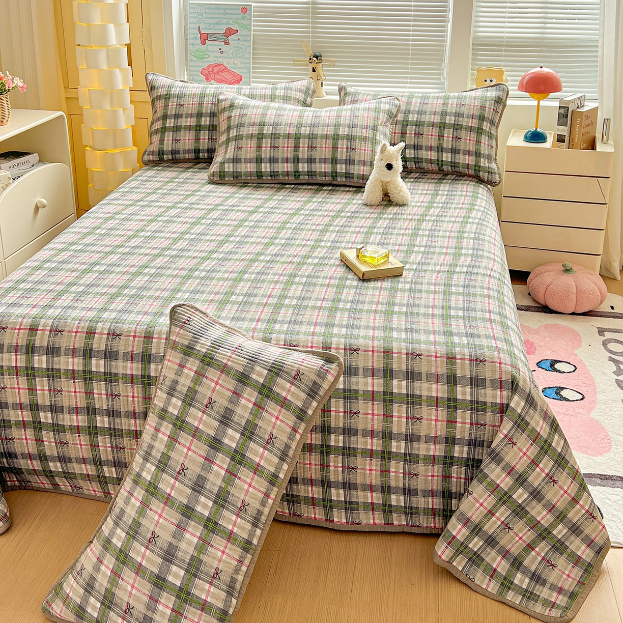 91家纺网 家纺一手货源 找家纺 暖芯优选 2025新款木棉双层纱ins少女心可爱系加厚豆豆冬被四件套床盖三件套暖梦系列（小红书推荐） 绿色条格
