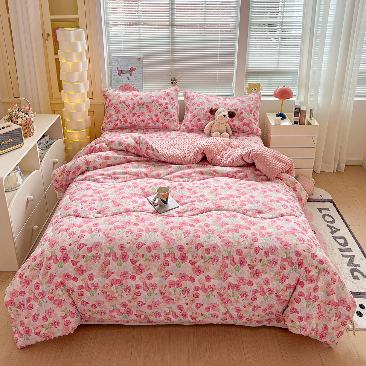 91家纺网 家纺一手货源 找家纺 暖芯优选 2025新款木棉双层纱ins少女心可爱系加厚豆豆冬被四件套床盖三件套暖梦系列（小红书推荐） 十里桃花