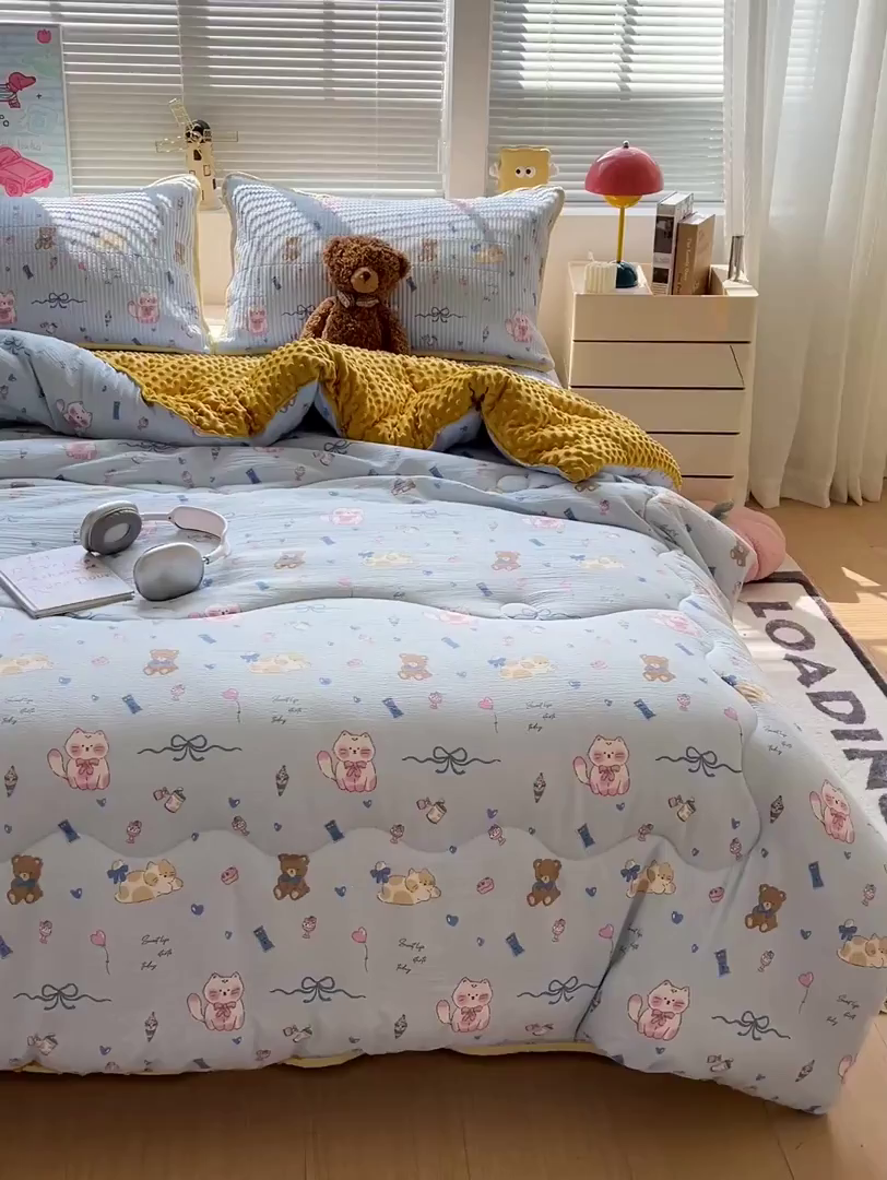 91家纺网 家纺一手货源 找家纺 暖芯优选 2025新款木棉双层纱ins少女心可爱系加厚豆豆冬被四件套床盖三件套暖梦系列（小红书推荐） 童话世界