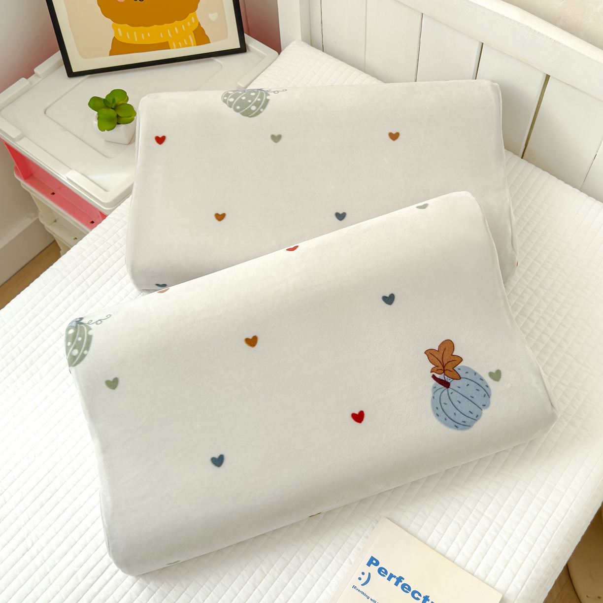 91家纺网 家纺一手货源 找家纺 良佐生活 2025新款宝宝绒乳胶枕套 南瓜派对