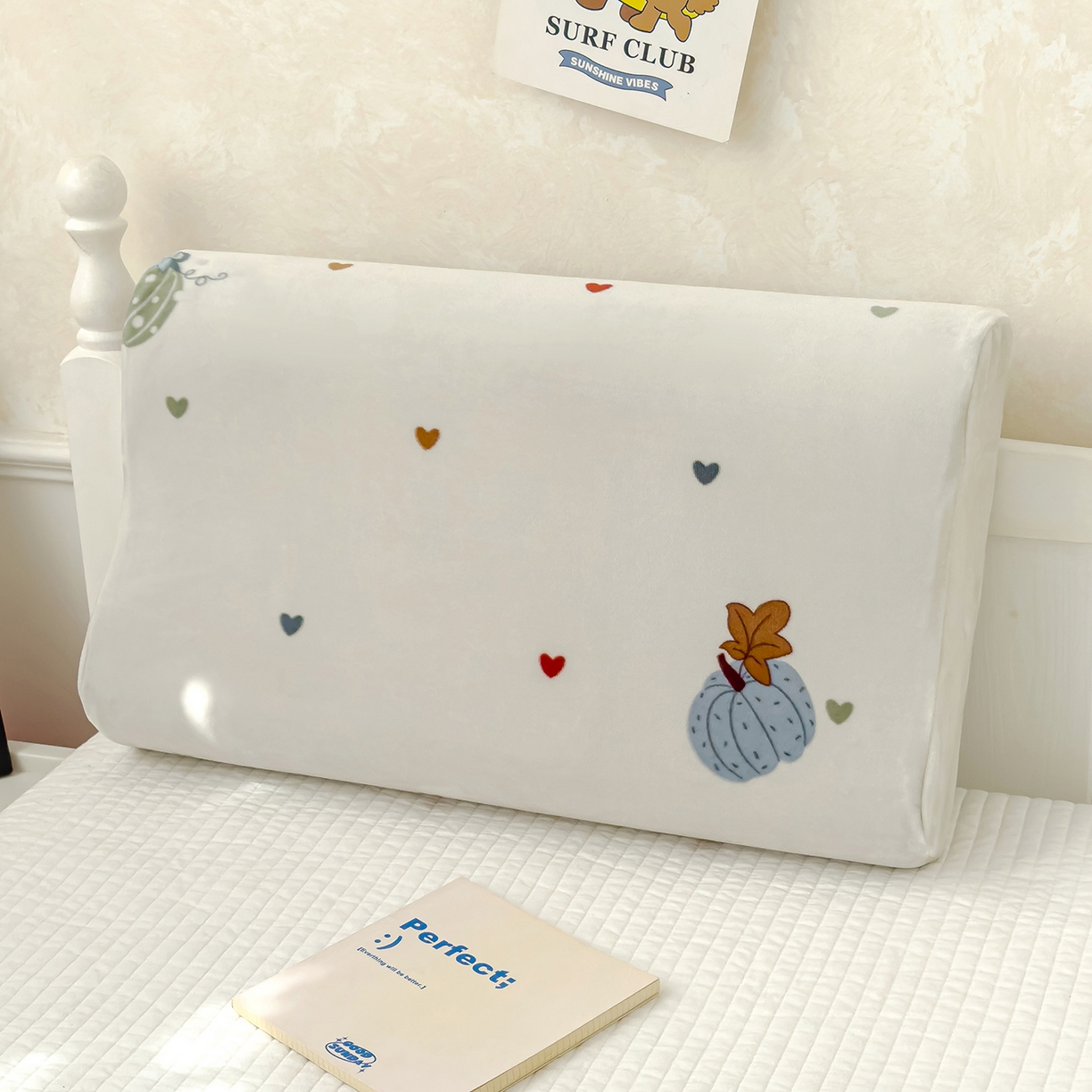 良佐生活 2025新款宝宝绒乳胶枕套 南瓜派对