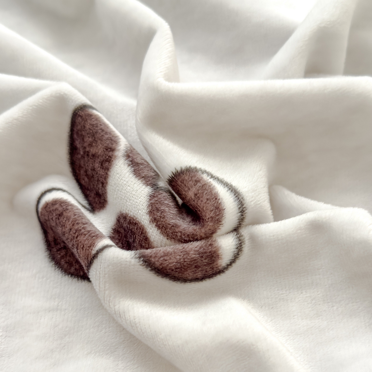 91家纺网 家纺一手货源 找家纺 良佐生活 2025新款宝宝绒乳胶枕套 四叶草