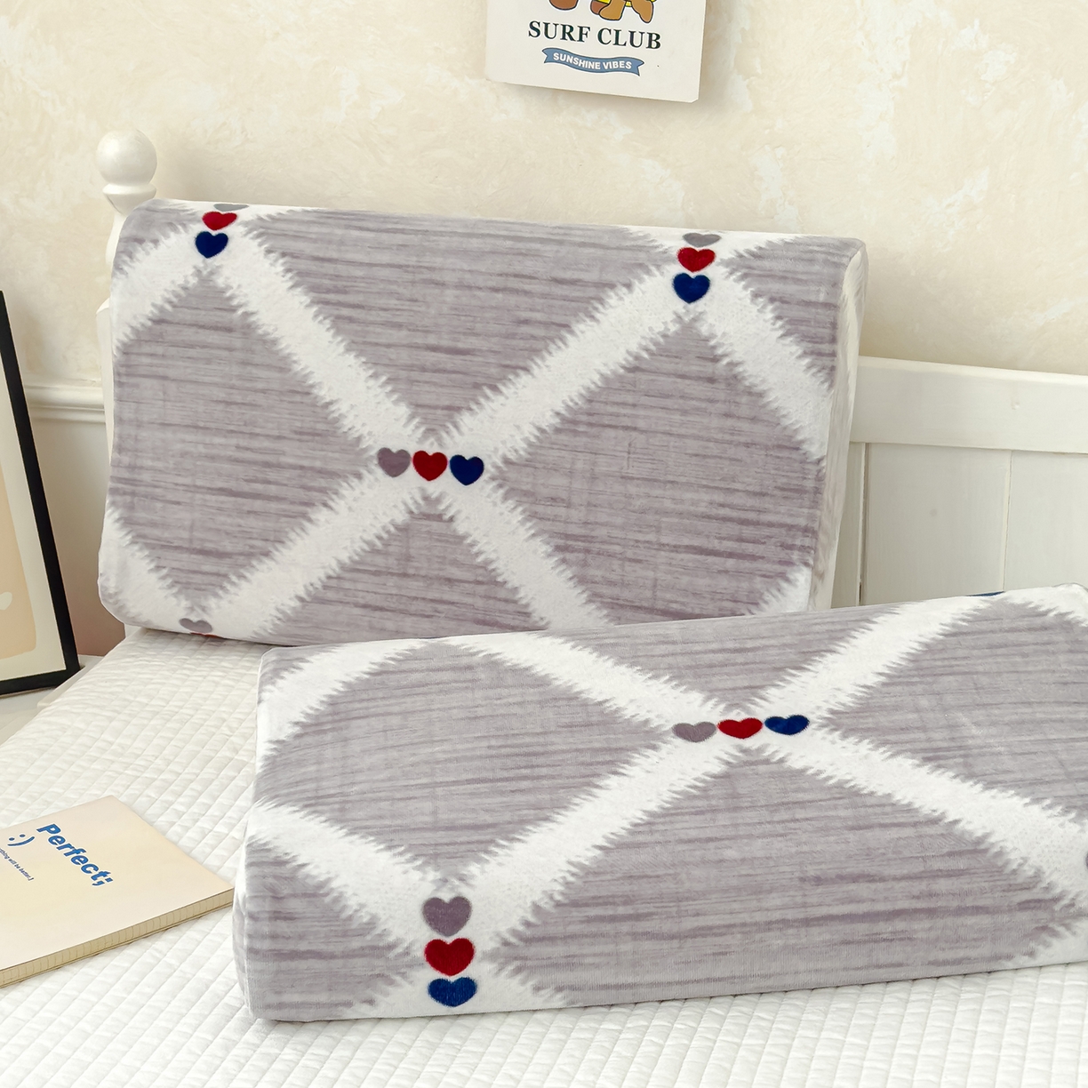 91家纺网 家纺一手货源 找家纺 良佐生活 2025新款宝宝绒乳胶枕套 爱心乐园