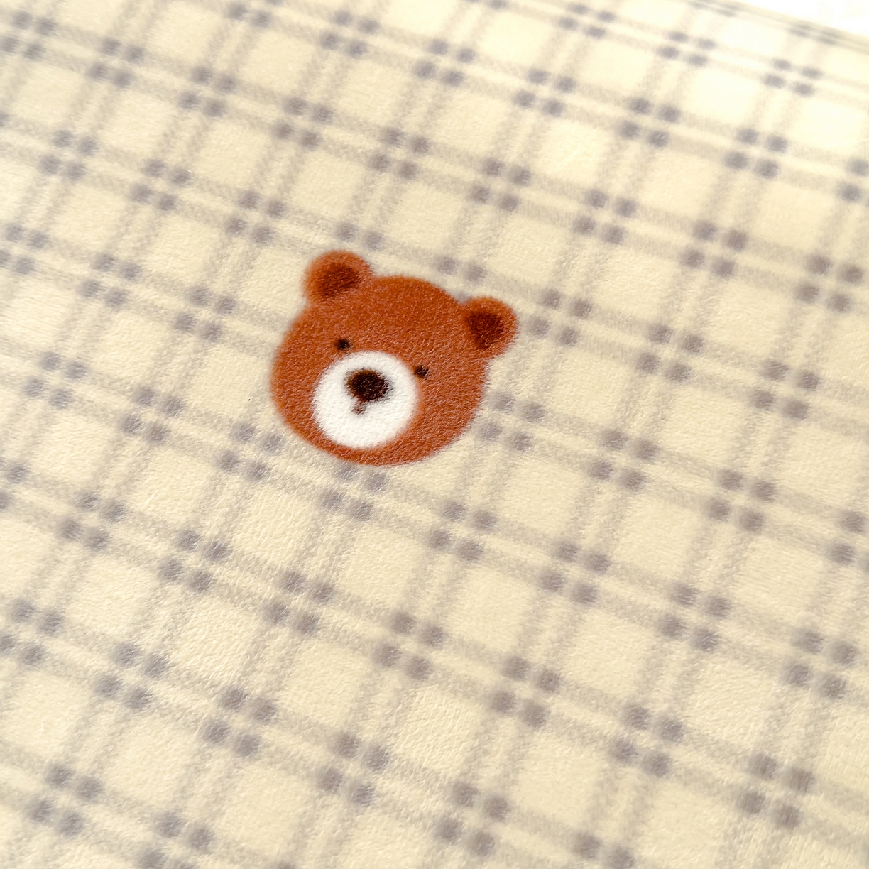 91家纺网 家纺一手货源 找家纺 良佐生活 2025新款宝宝绒乳胶枕套 萌宠小熊