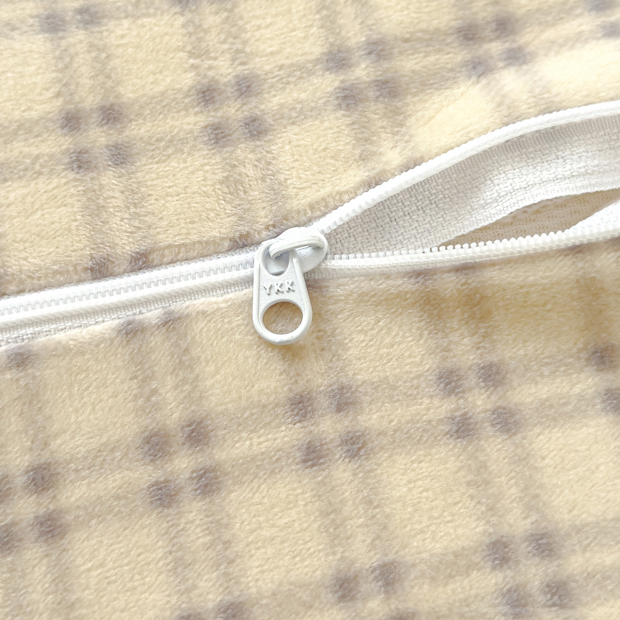 91家纺网 家纺一手货源 找家纺 良佐生活 2025新款宝宝绒乳胶枕套 萌宠小熊